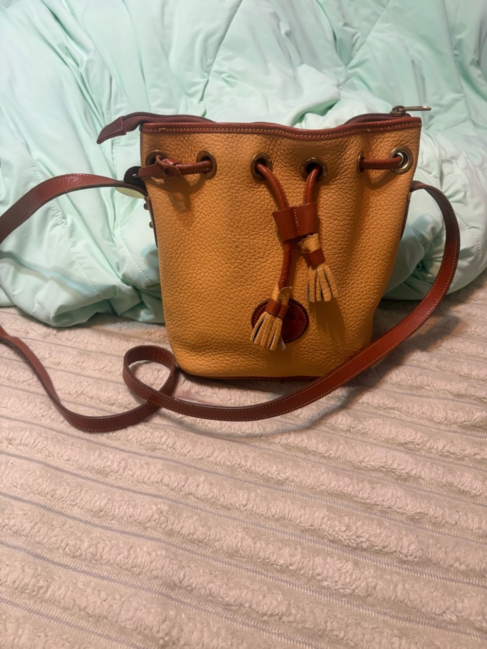 Dooney & Bourke Leather Mini bucket bag crossbody - Yellow with British TanTrim